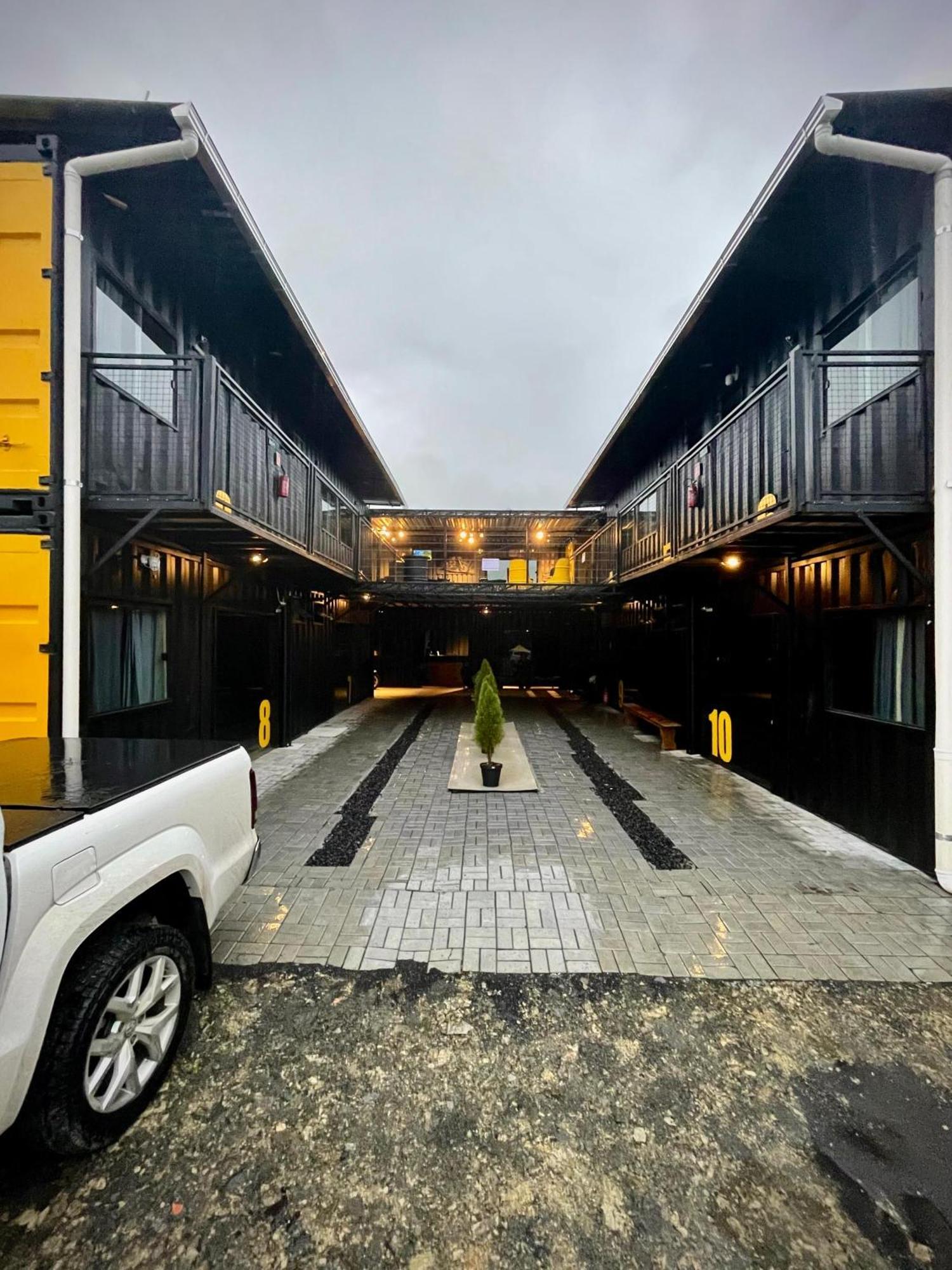 Moto Inn Урубиси Екстериор снимка